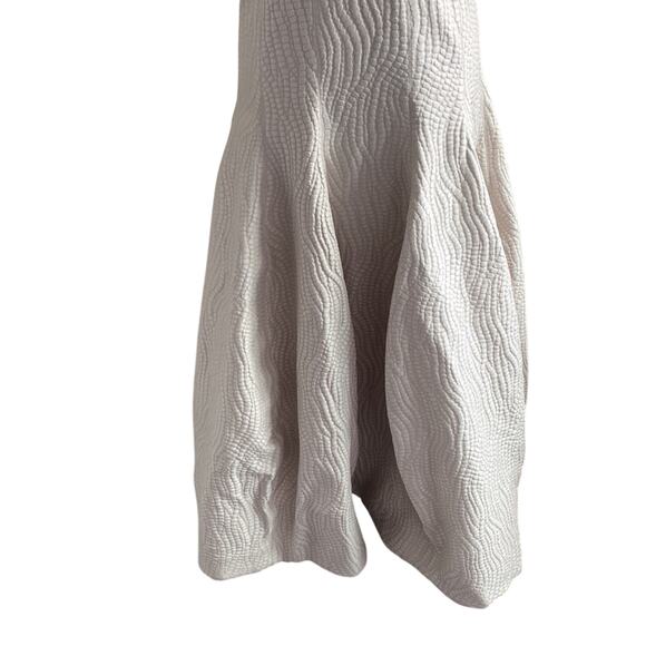HALSTON HERITAGE Dress Womens Size 2 Cream Textured Halter - Picture 9 of 13